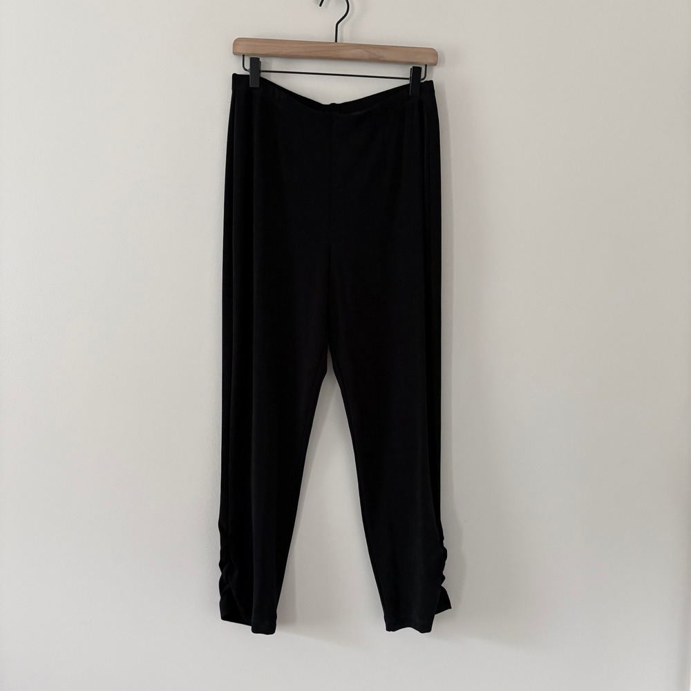 Chico's Travelers Ruched Hem Pant Size 1 Black Regular Pull On Ribbed Acetate